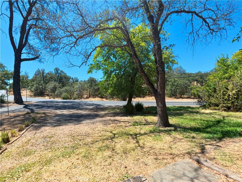 Image 4 of property listing at 22 Roble, Oroville, CA 95966