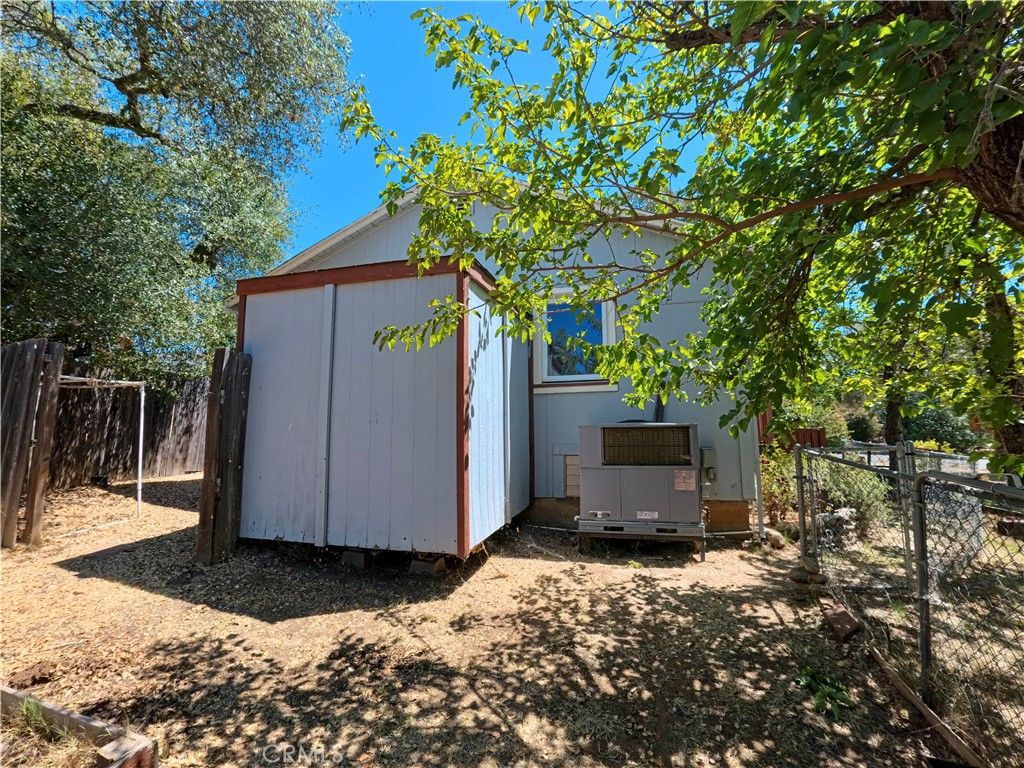 Image 6 of property listing at 22 Roble, Oroville, CA 95966