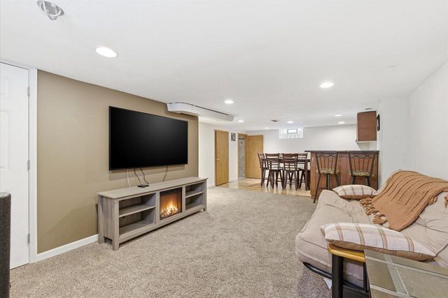 7637 Eagle STREET, Wauwatosa, WI 53213