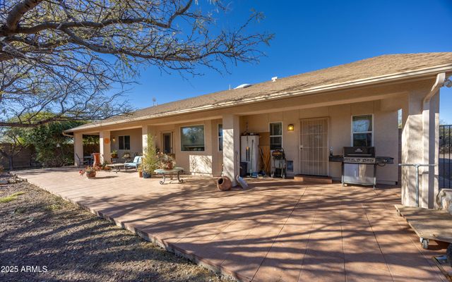 10148 S AIRSTRIP Road, Hereford, AZ 85615