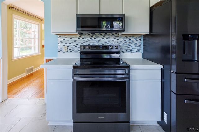 634 Mertens Avenue, Syracuse, NY 13203