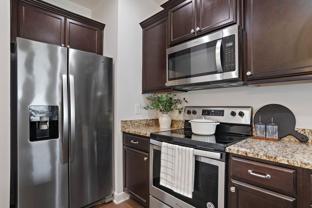 1710 Lone Jack Ln, Murfreesboro, TN 37129
