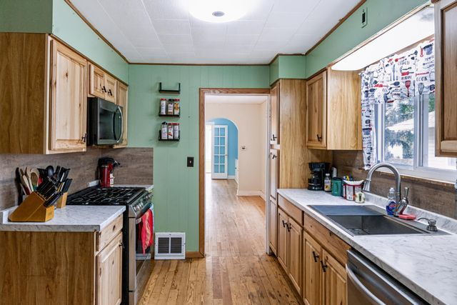 866 E Isabella Avenue, Muskegon City, MI 49442