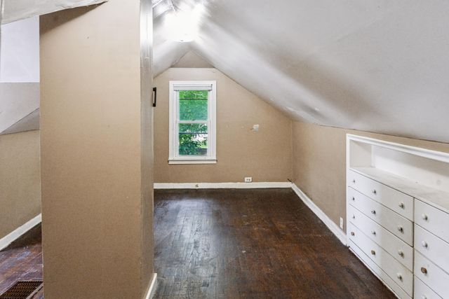 866 E Isabella Avenue, Muskegon City, MI 49442