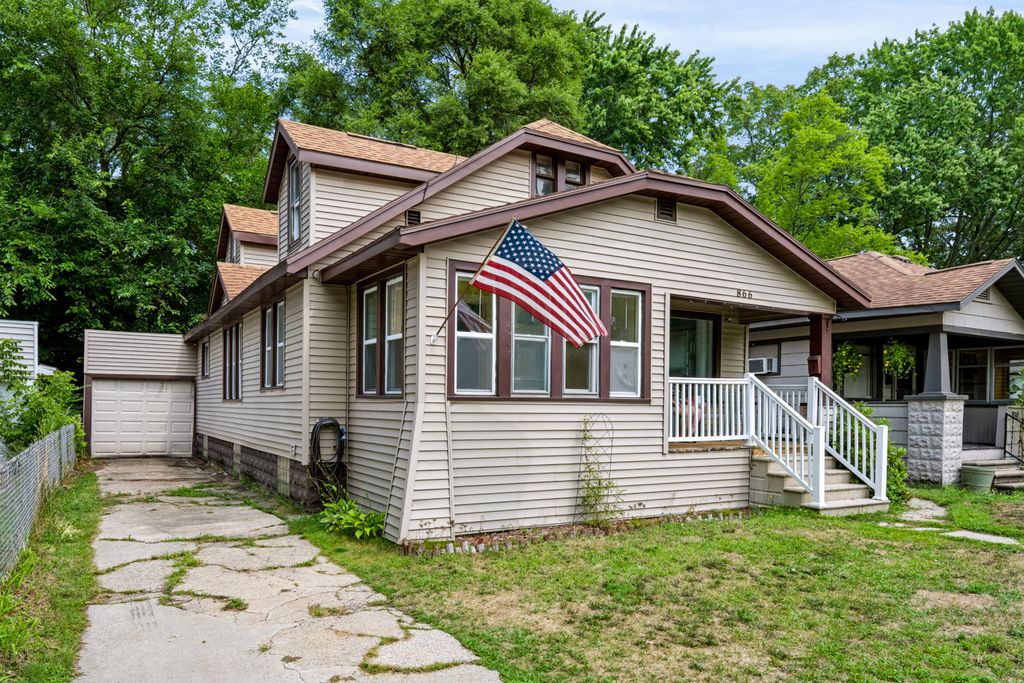 866 E Isabella Avenue, Muskegon City, MI 49442