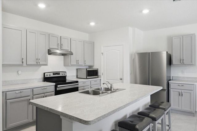 203 AUBURN GROVE BOULEVARD, Auburndale, FL 33823
