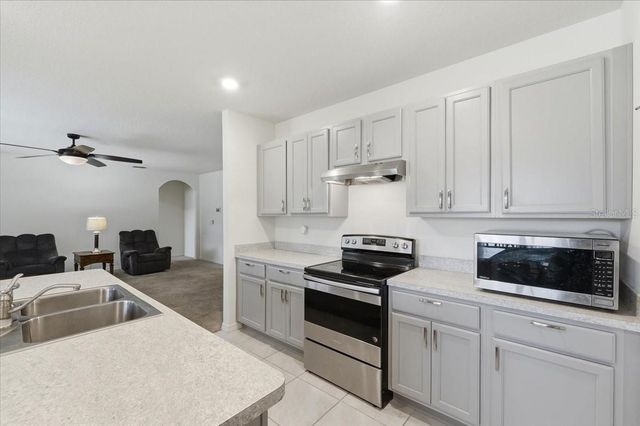 203 AUBURN GROVE BOULEVARD, Auburndale, FL 33823