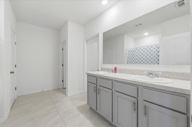 203 AUBURN GROVE BOULEVARD, Auburndale, FL 33823