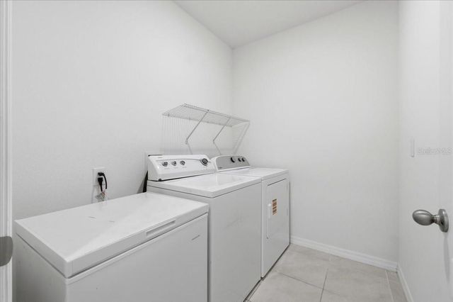 203 AUBURN GROVE BOULEVARD, Auburndale, FL 33823