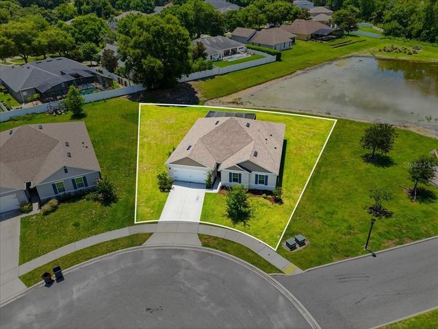 203 AUBURN GROVE BOULEVARD, Auburndale, FL 33823