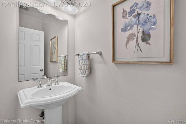 5590 River Park Drive, Waterford Charter Township, MI 48327