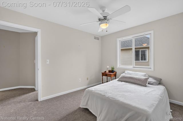 5590 River Park Drive, Waterford Charter Township, MI 48327