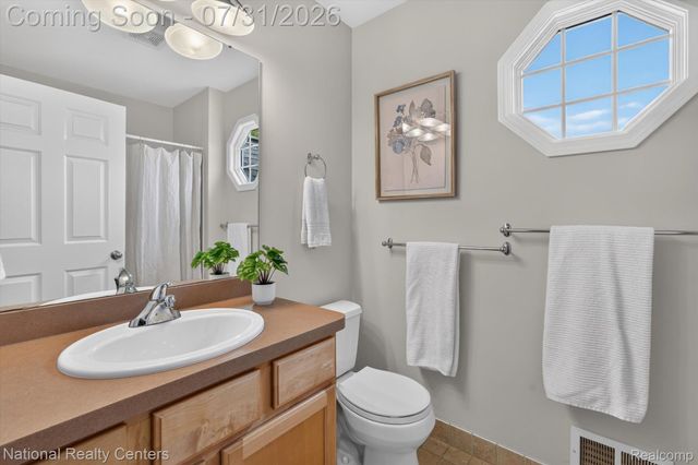 5590 River Park Drive, Waterford Charter Township, MI 48327