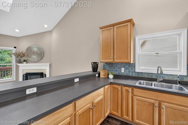 5590 River Park Drive, Waterford Charter Township, MI 48327