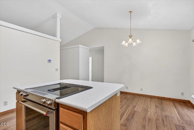 1222 Monroe Way, Grants Pass, OR 97527