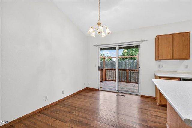1222 Monroe Way, Grants Pass, OR 97527