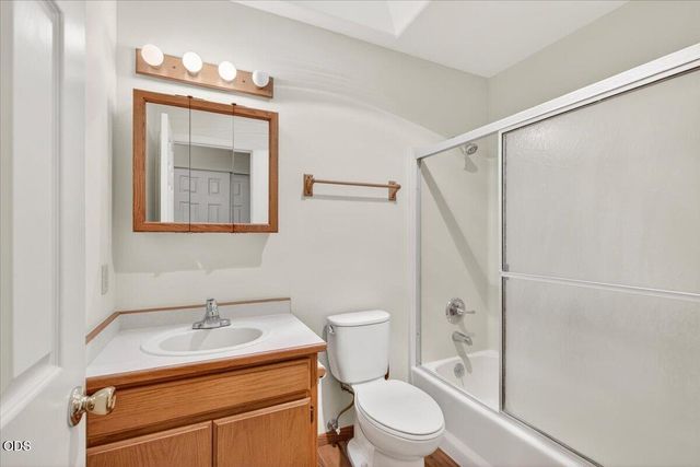 1222 Monroe Way, Grants Pass, OR 97527