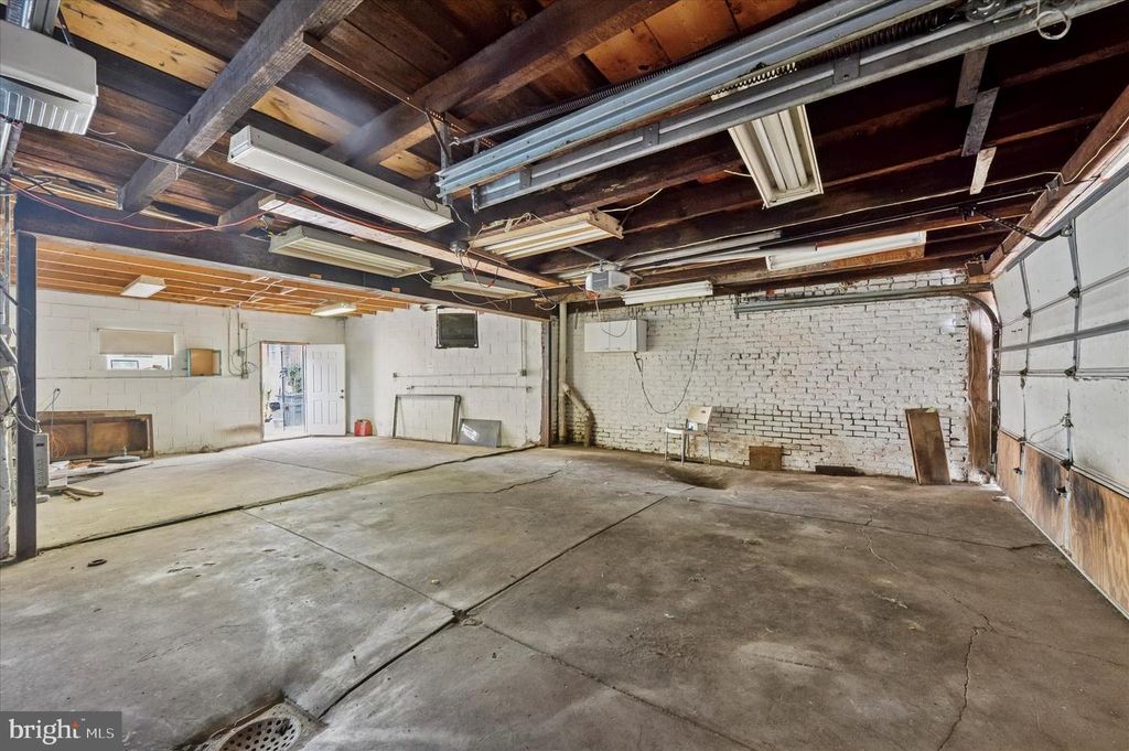 5531 N 2ND ST, Philadelphia, PA 19120