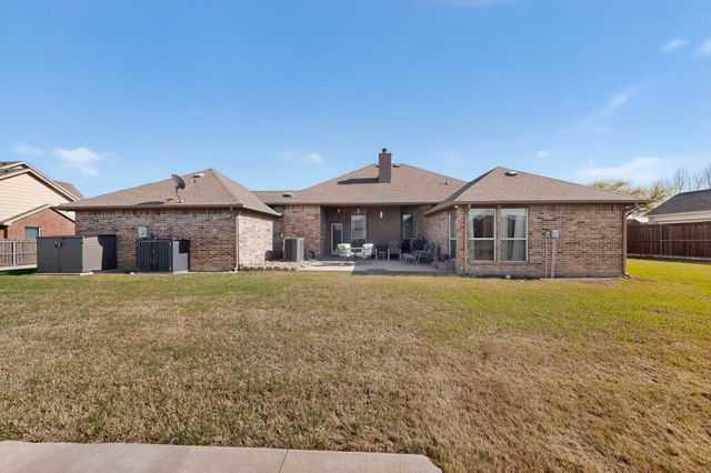 108 Dublin Circle, Waxahachie, TX 75165