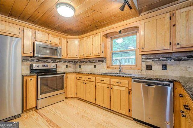 213 Moonshine Hollow, Blue Ridge, GA 30513