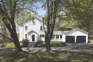 143 Haverhill Rd, Amesbury, MA 01913