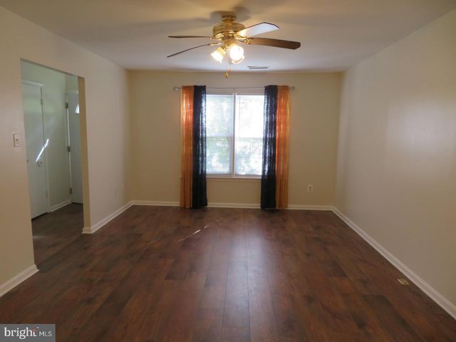 1602 W BANCROFT LN, Crofton, MD 21114