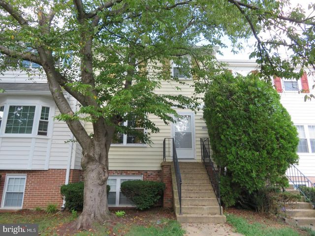 1602 W BANCROFT LN, Crofton, MD 21114