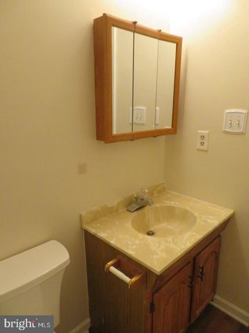 1602 W BANCROFT LN, Crofton, MD 21114