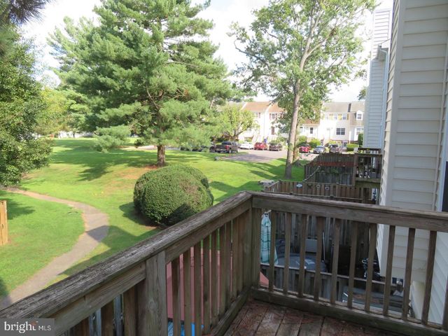 1602 W BANCROFT LN, Crofton, MD 21114