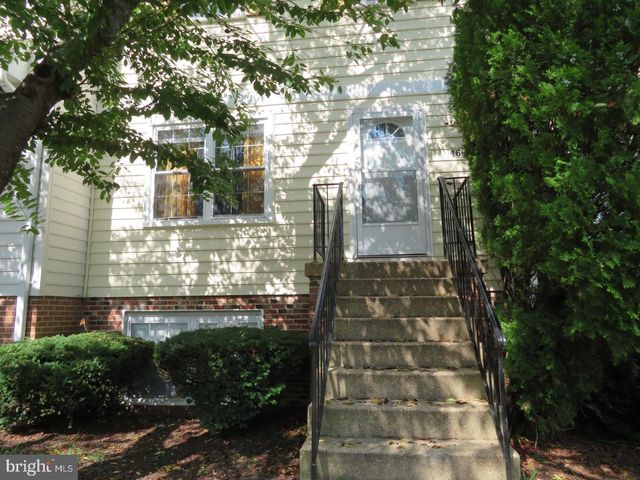 1602 W BANCROFT LN, Crofton, MD 21114