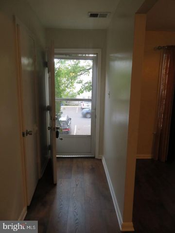 1602 W BANCROFT LN, Crofton, MD 21114