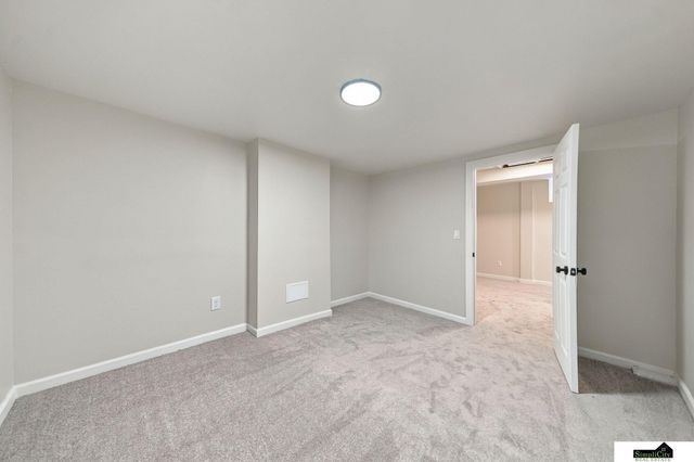 710 S 30th Street, Lincoln, NE 68510