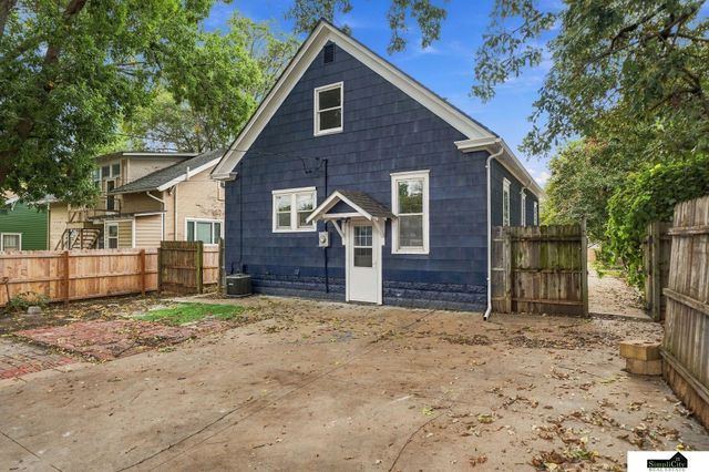 710 S 30th Street, Lincoln, NE 68510