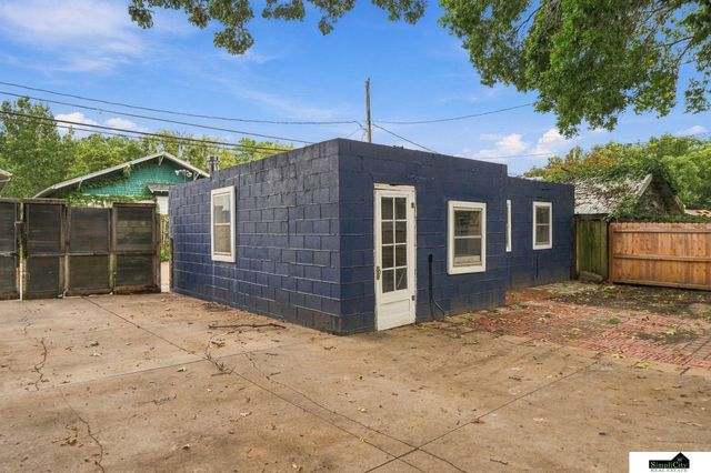 710 S 30th Street, Lincoln, NE 68510
