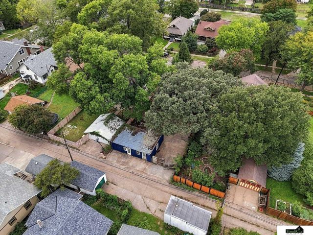 710 S 30th Street, Lincoln, NE 68510