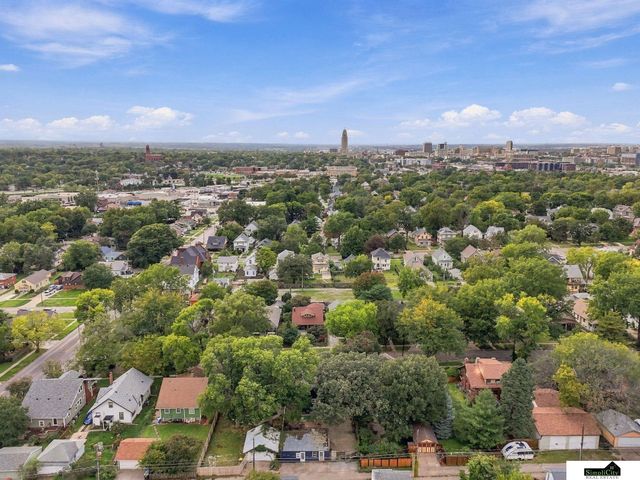 710 S 30th Street, Lincoln, NE 68510