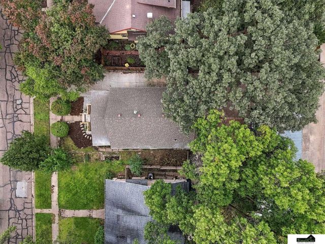 710 S 30th Street, Lincoln, NE 68510