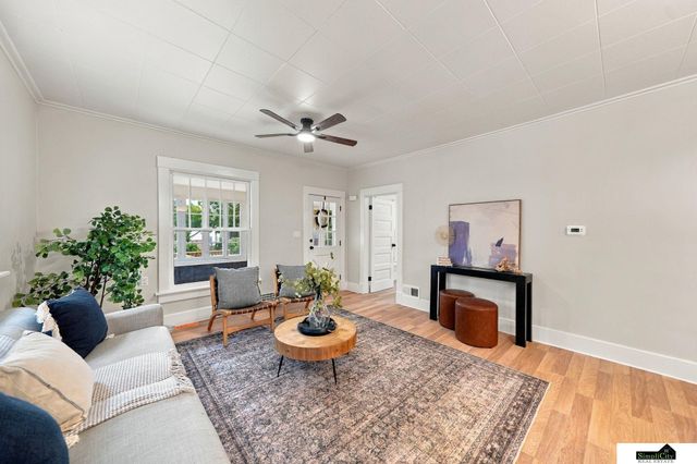 710 S 30th Street, Lincoln, NE 68510