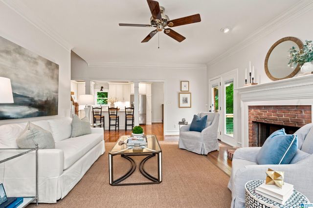 2704 OLD LOONEY MILL CIRCLE, Birmingham, AL 35243