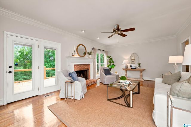2704 OLD LOONEY MILL CIRCLE, Birmingham, AL 35243