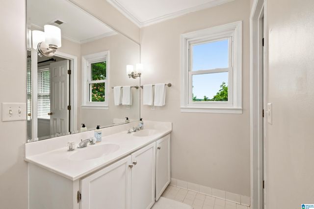 2704 OLD LOONEY MILL CIRCLE, Birmingham, AL 35243