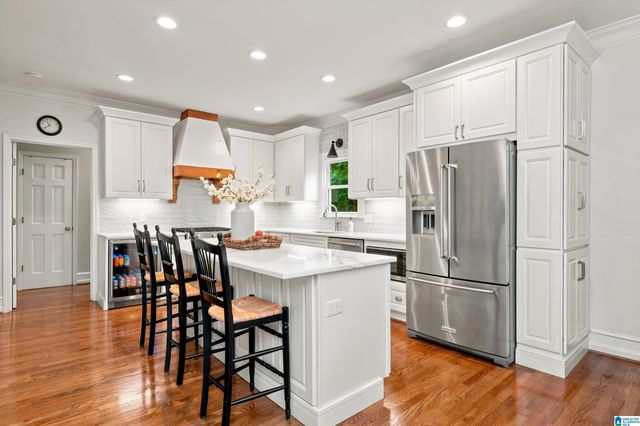 2704 OLD LOONEY MILL CIRCLE, Birmingham, AL 35243