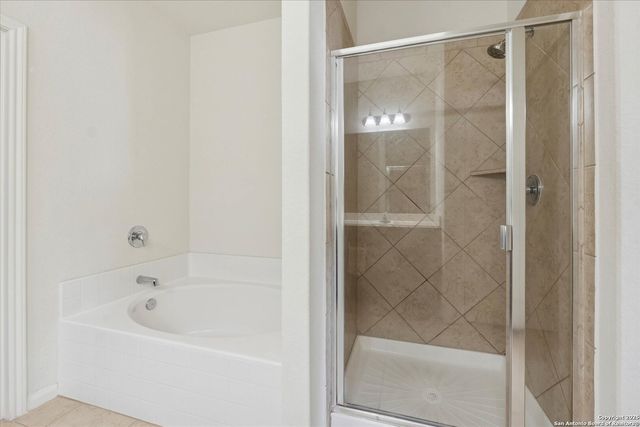 11933 LUCKEY FALLS, San Antonio, TX 78252
