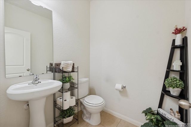 11933 LUCKEY FALLS, San Antonio, TX 78252
