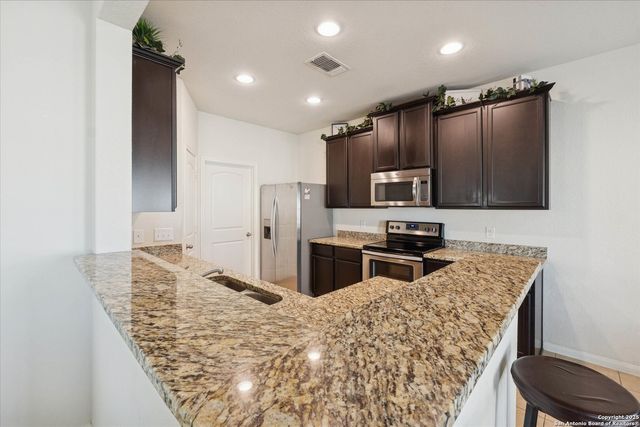 11933 LUCKEY FALLS, San Antonio, TX 78252