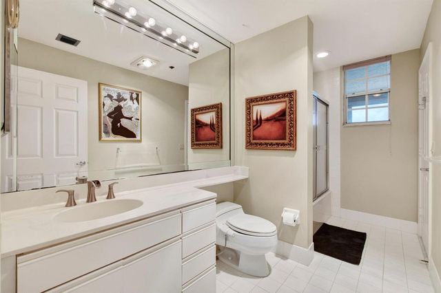 17031 Boca Club Boulevard 104A, Boca Raton, FL 33487
