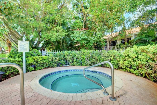 17031 Boca Club Boulevard 104A, Boca Raton, FL 33487