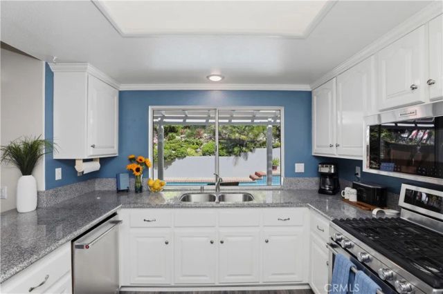 16350 Blossom Time Court, Riverside, CA 92503