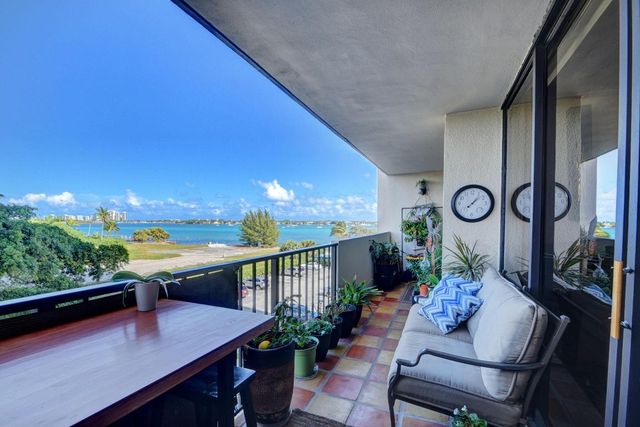 5600 N Flagler Drive 307, West Palm Beach, FL 33407