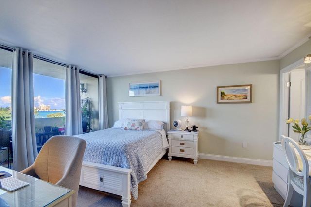 5600 N Flagler Drive 307, West Palm Beach, FL 33407